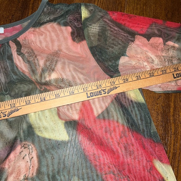Sympli Floral Camo Mesh Crop Top Long Sleeve Size 8 - Picture 15 of 16